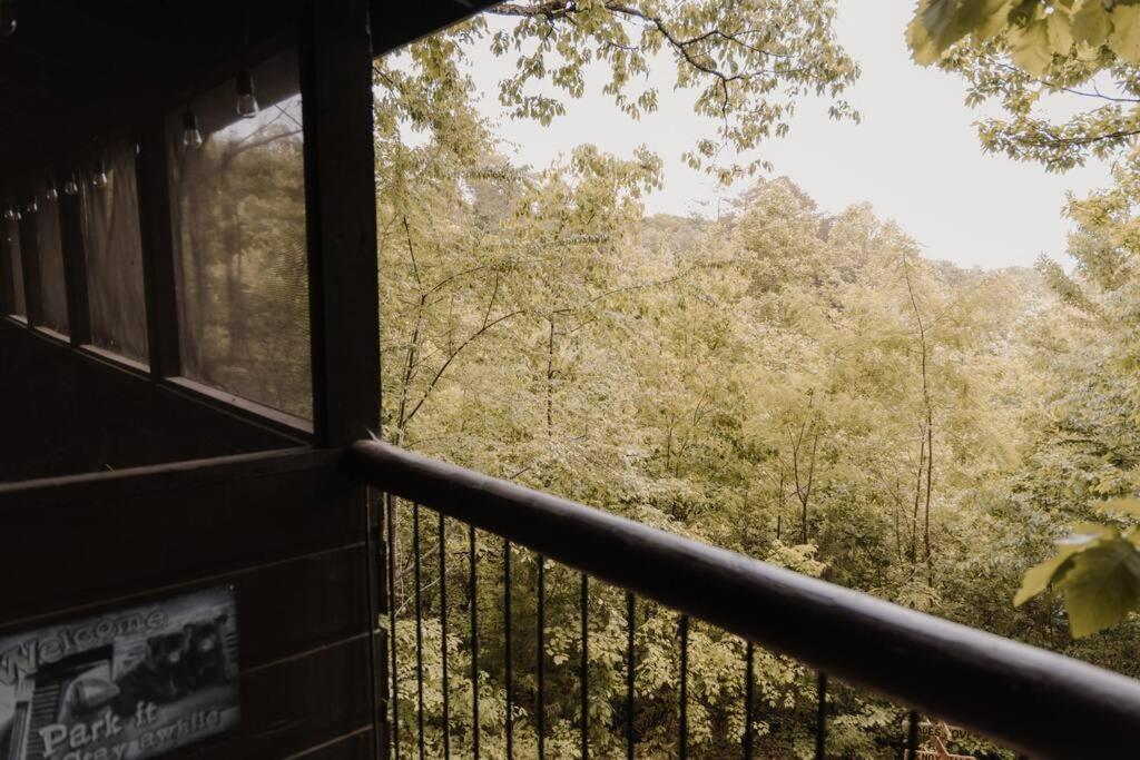 Misty Mountain Sunrise Villa เซอเวียร์วีล ภายนอก รูปภาพ