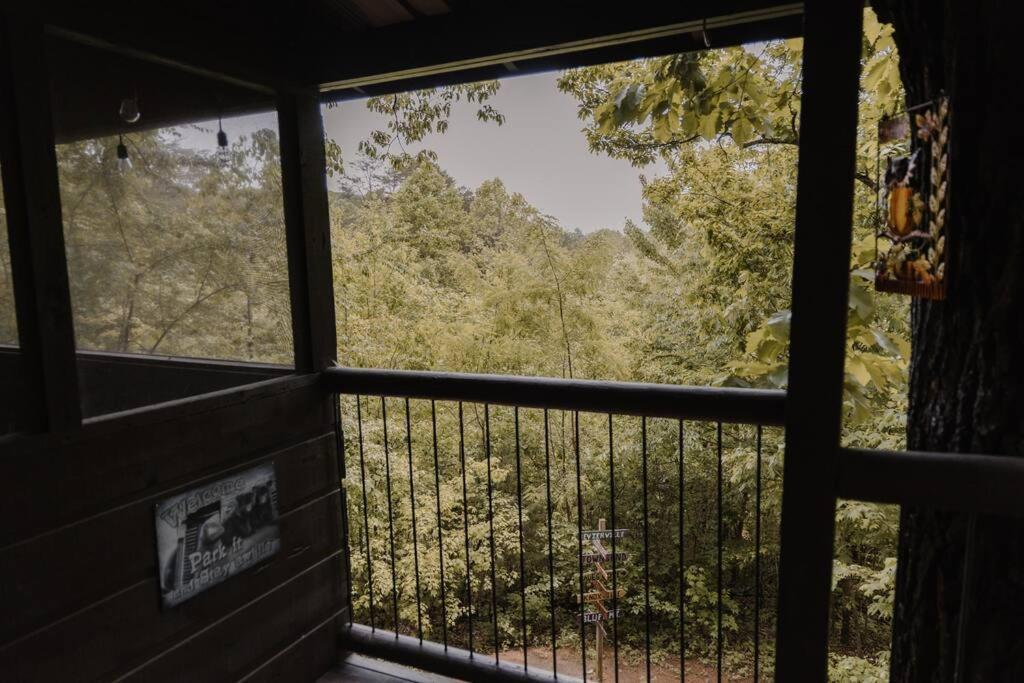 Misty Mountain Sunrise Villa เซอเวียร์วีล ภายนอก รูปภาพ